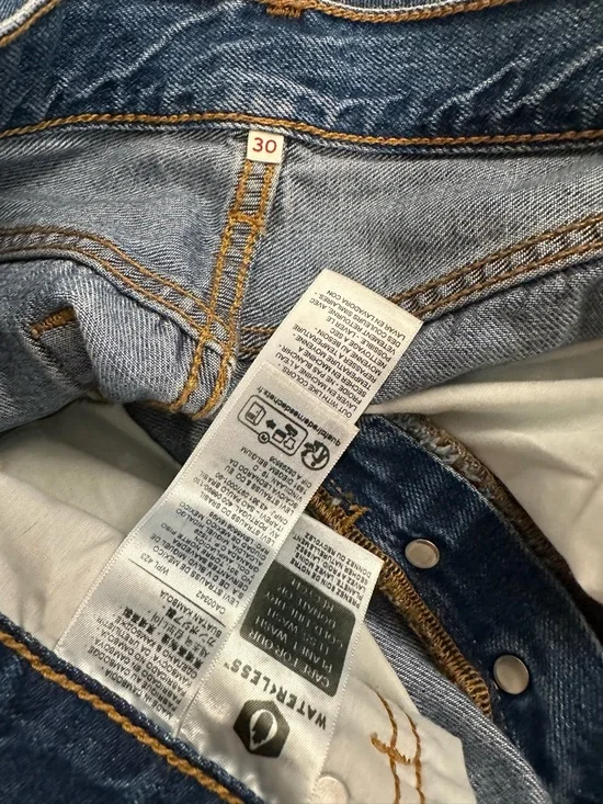 Levi's Blue Jean Skirt - Picture 8 of 9